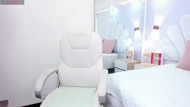 thalia nichols online show from 03/14/26, 08:37