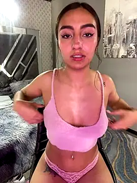 ZoeJohnson Pink online show from 01/05/26, 05:27