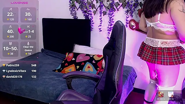 dulcinea77gp online show from 04/18/26, 03:53