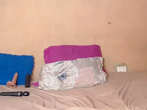 BlackPearlxxo online show from 02/23/26, 12:01