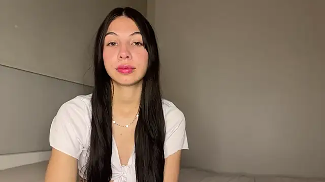 Snapshot of heyitsmia chatting on 12/02/25, 12:55 heyitsmia online show from 12/02/25, 12:55