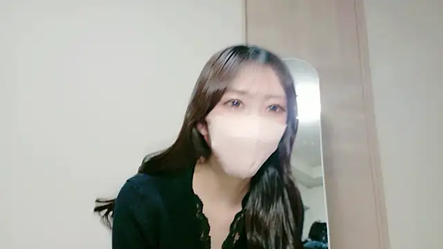 alicechan v online show from 04/21/26, 11:28