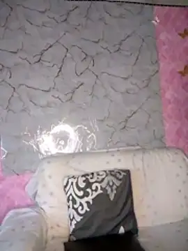 Snapshot of KiaracCastilo chatting on 11/24/25, 07:58 KiaracCastilo online show from 11/24/25, 07:58