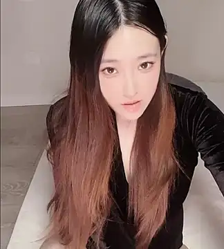 clara-cc online show from 02/12/26, 02:06