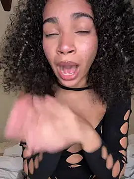 Kiki hammyy online show from 03/29/26, 08:21