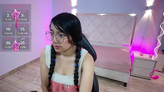 Snapshot of rosee_tay1 chatting on 01/08/26, 12:00 rosee tay1 online show from 01/08/26, 12:00