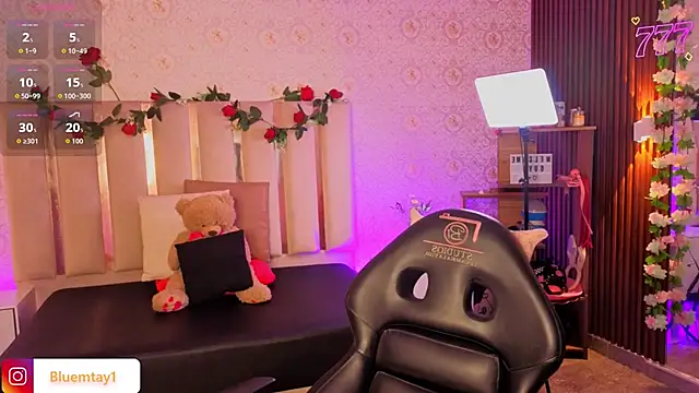 kaelwolf tay online show from 03/27/26, 07:15