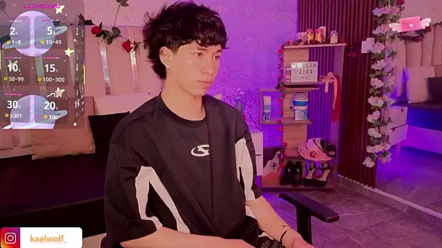 Snapshot of kaelwolf_tay chatting on 03/03/26, 07:21 kaelwolf tay online show from 03/03/26, 07:21