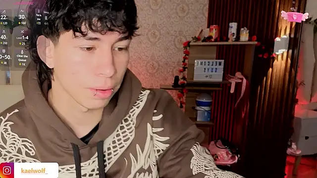 Snapshot of kaelwolf_tay chatting on 02/24/26, 07:37 kaelwolf tay online show from 02/24/26, 07:37