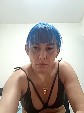 Alice-pink online show from 01/06/26, 02:21