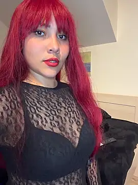 TiffanyRossa online show from 05/05/26, 08:12