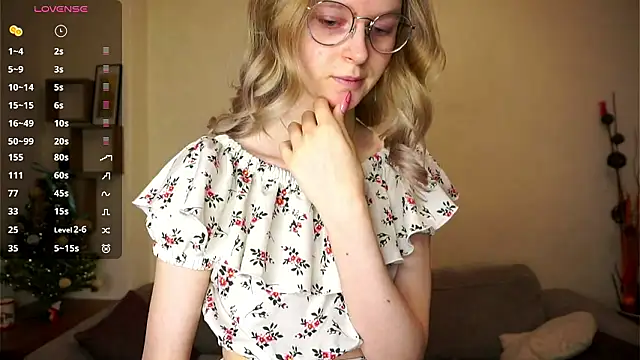 ToyaPletz online show from 02/10/26, 07:35