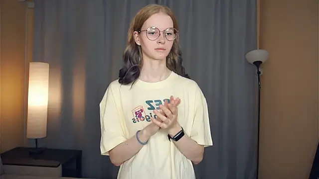 ToyaPletz online show from 11/28/25, 05:24