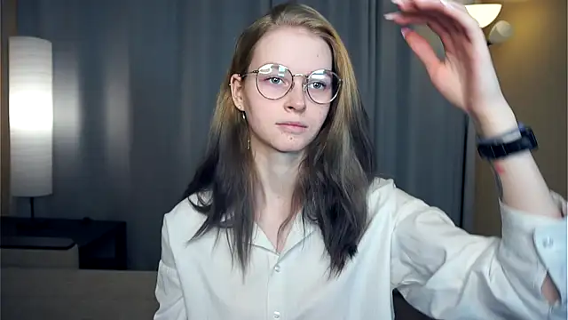 ToyaPletz online show from 12/01/25, 05:25