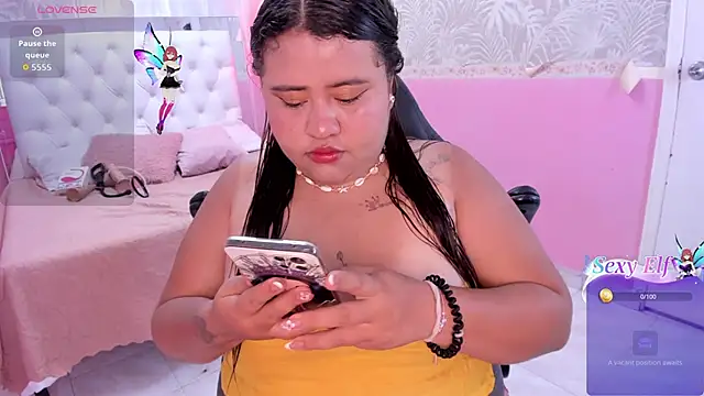 Danna Keys online show from 04/15/26, 06:01