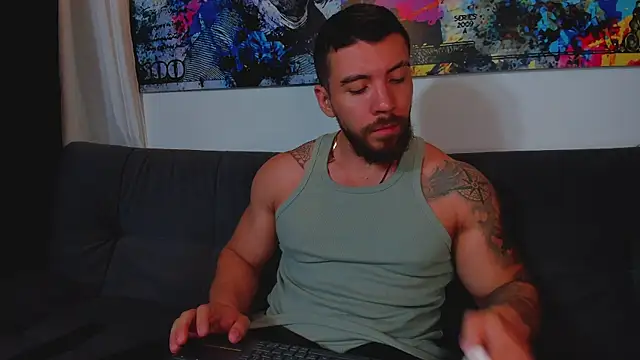 owen seth1 online show from 12/15/25, 01:55