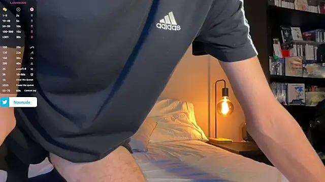 Snapshot of noxnude chatting on 02/28/26, 11:48 noxnude online show from 02/28/26, 11:48