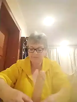 MillanaOcean online show from 11/26/25, 05:24