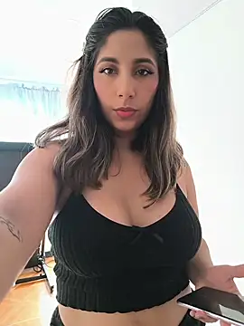 Snapshot of Catalina_ramos chatting on 11/30/25, 06:52 Catalina ramos online show from 11/30/25, 06:52