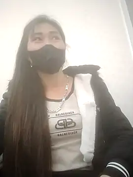 Snapshot of meganmeo chatting on 12/02/25, 06:15 meganmeo online show from 12/02/25, 06:15