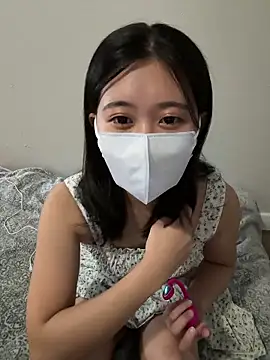 Minagi Shizuku online show from 12/17/25, 09:20