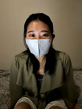 Minagi Shizuku online show from 12/04/25, 11:15