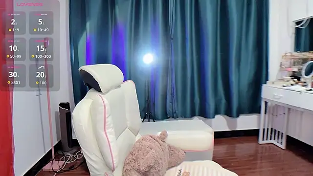 Snapshot of Mimiya-833 chatting on 12/02/25, 07:21 Mimiya-833 online show from 12/02/25, 07:21