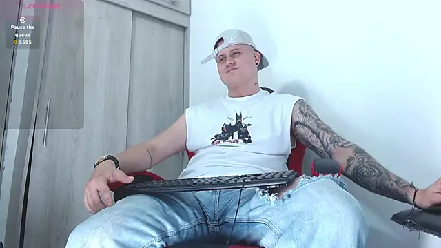 leon cumming online show from 12/02/25, 11:50