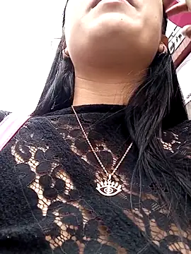  ArianaToro online show from 11/26/25, 03:12