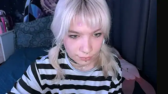 LolaDollyMur online show from 12/14/25, 07:52