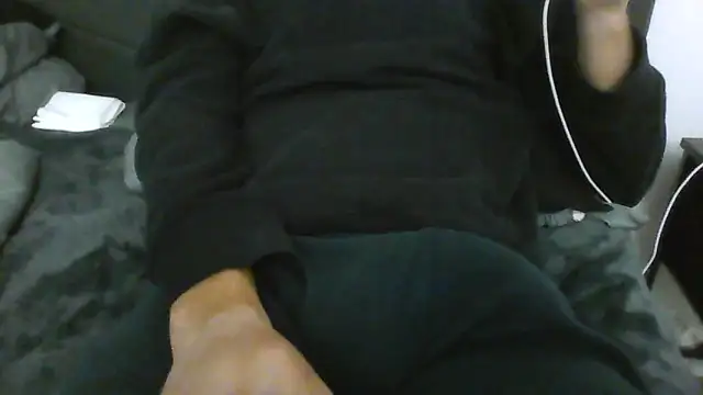 latinman7944 online show from 04/13/26, 06:28