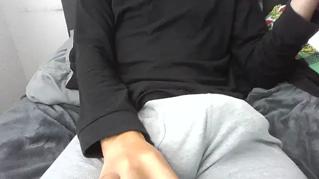 latinman7944 online show from 02/28/26, 06:40