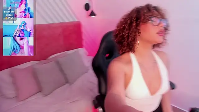 Raven Curly online show from 11/27/25, 04:13