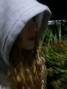 Snapshot of Labby18 chatting on 12/01/25, 03:18 Labby18 online show from 12/01/25, 03:18