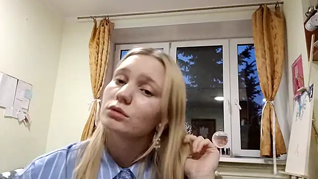 xlo lax online show from 12/01/25, 01:34