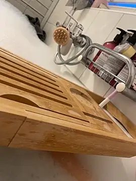 Snapshot of nightbound99 chatting on 02/07/26, 06:32 nightbound99 online show from 02/07/26, 06:32