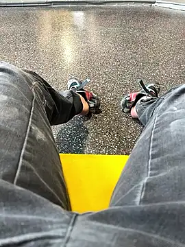 Snapshot of nightbound99 chatting on 01/10/26, 09:26 nightbound99 online show from 01/10/26, 09:26