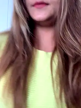 hotladki5 online show from 12/21/25, 07:21