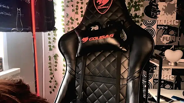 helgicuteness online show from 02/08/26, 12:14