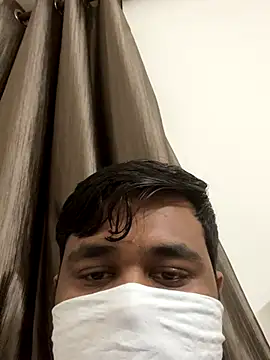 Snapshot of cumm_boyyy chatting on 11/23/25, 11:53 cumm boyyy online show from 11/23/25, 11:53