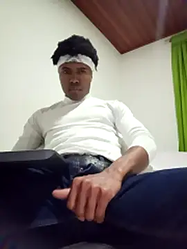 man black hot24 online show from 12/18/25, 10:57