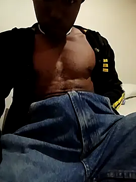 man black hot24 online show from 12/04/25, 08:19