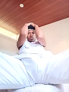 man black hot24 online show from 01/11/26, 12:56