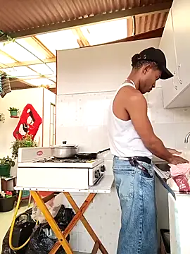 man black hot24 online show from 12/05/25, 07:55