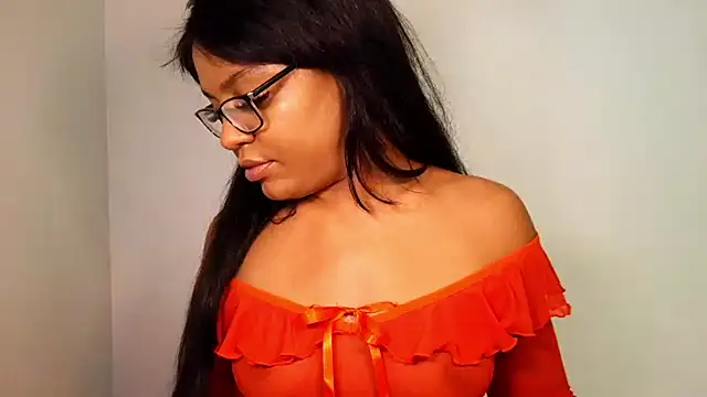 xoeewinters online show from 12/19/25, 04:05