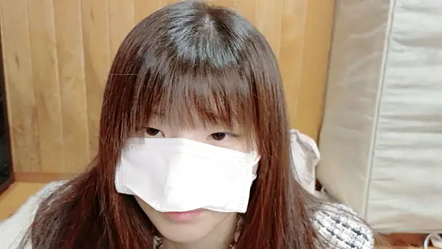  NATSUMI online show from 12/18/25, 01:15