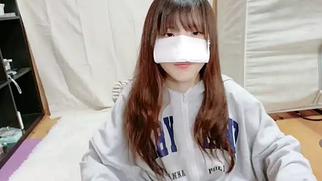  NATSUMI online show from 01/11/26, 05:58