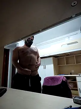 Koma001 online show from 11/23/25, 05:56