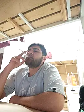 Koma001 online show from 11/26/25, 06:08