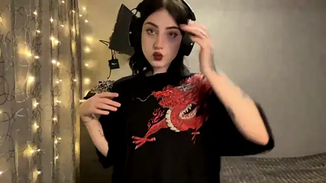 Meowluly online show from 01/11/26, 09:44